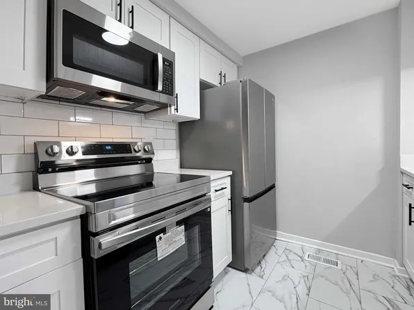 18413 Bishopstone Ct #41, Gaithersburg, MD 20886