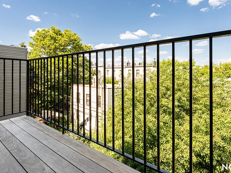 166 Eckford St #3 — Photo 31