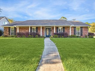 10602 Del Monte Dr, Houston, TX 77042