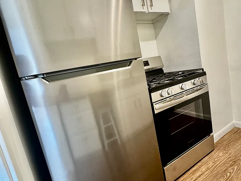 525 E 82nd St #11D — Photo 5