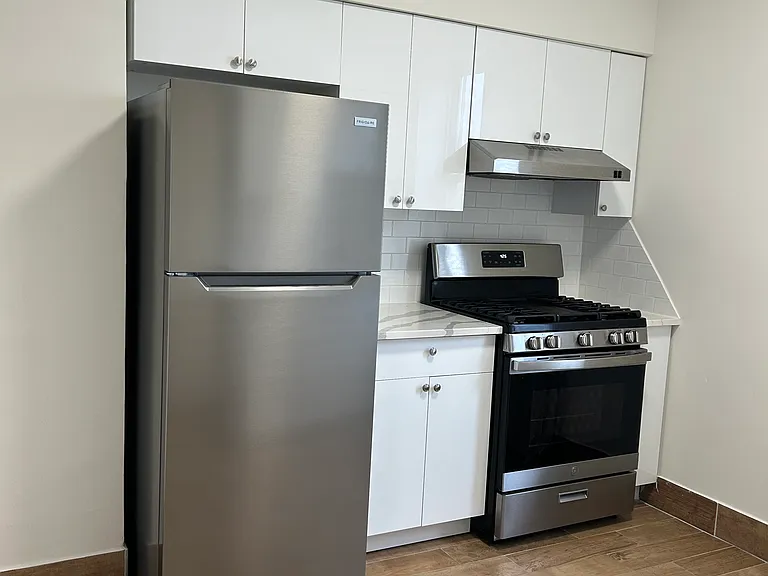 7 Star Realty LLC — Photo 3