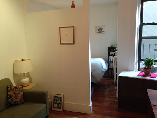 Rented by Vivaldi Real Estate | media 30