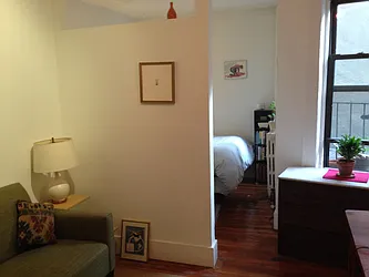 Rented by Vivaldi Real Estate