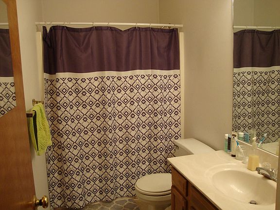 4th image of 2501 Northampton Dr