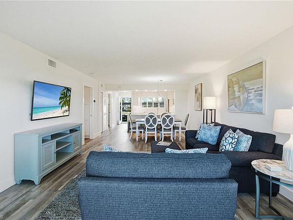4th image of 305 Goodlette-Frank RD S #C205