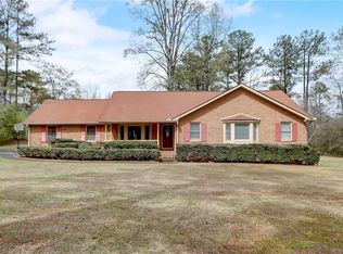 111 Graves Rd, Fayetteville, GA 30214