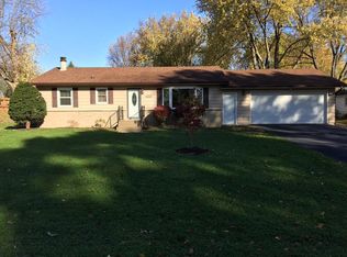 12700 Willow Ln, Genoa, IL 60135