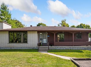 571 David St, Gravenhurst, ON P1P 1M1