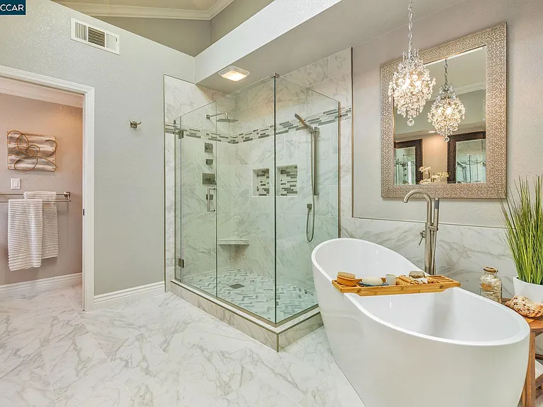668 Sun Tree Ct — Photo 50