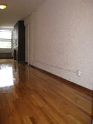 Rented by Tower Brokerage