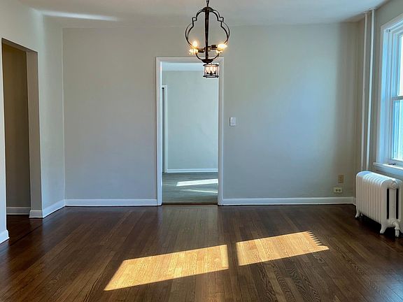 5th image of 50 Eastern Ave APT 2
