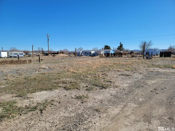 2730 Pueblo St, Silver Springs, NV 89429