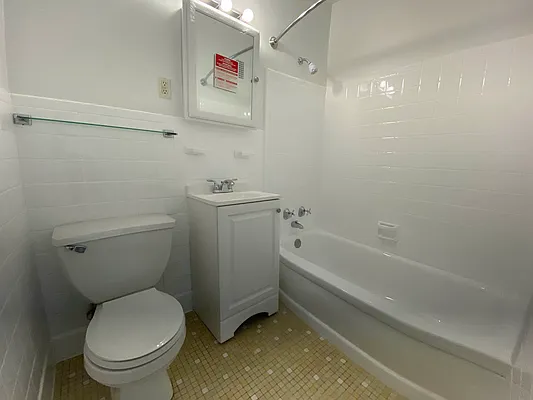 Rented by FirstService Realty (legacy) | media 29