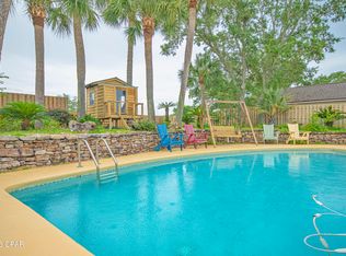 390 Wahoo Rd, Panama City Beach, FL 32408