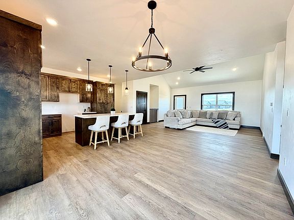 4th image of W5668 Tonys Way