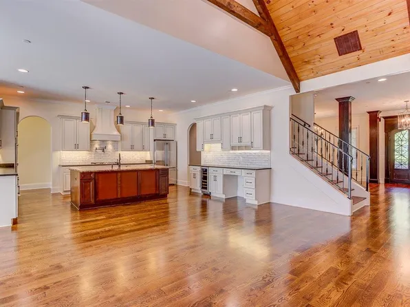 245 N Lake Rd, Piperton, TN 38017