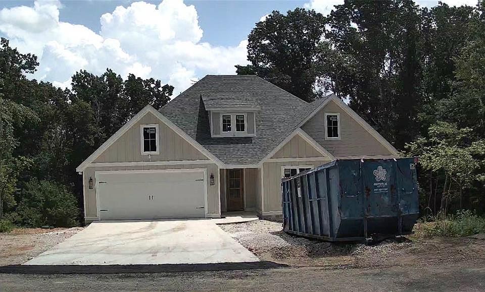 1st image of 9 Carwath Ln
