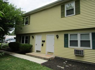 2112 Stone Mill Rd APT 15, Lancaster, PA 17603