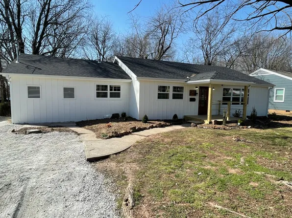 428 W Broadmoor St, Springfield, MO 65807