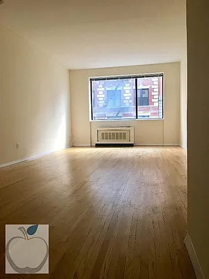 Rented by HOME RESIDENTIAL LLC | media 2