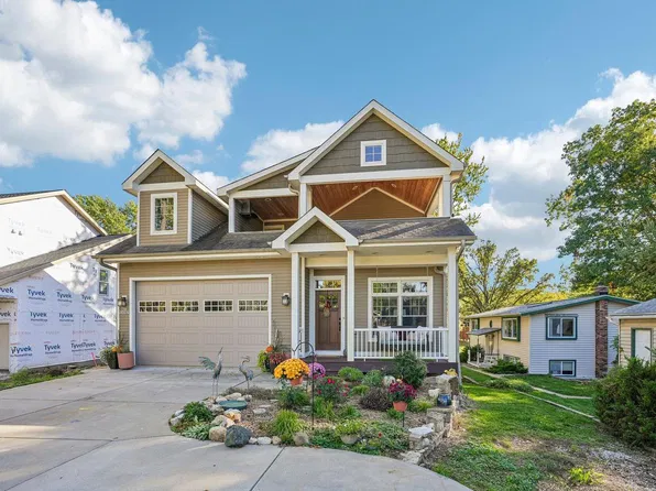 N20 W29987 W Glen Cove ROAD, Pewaukee, WI 53072
