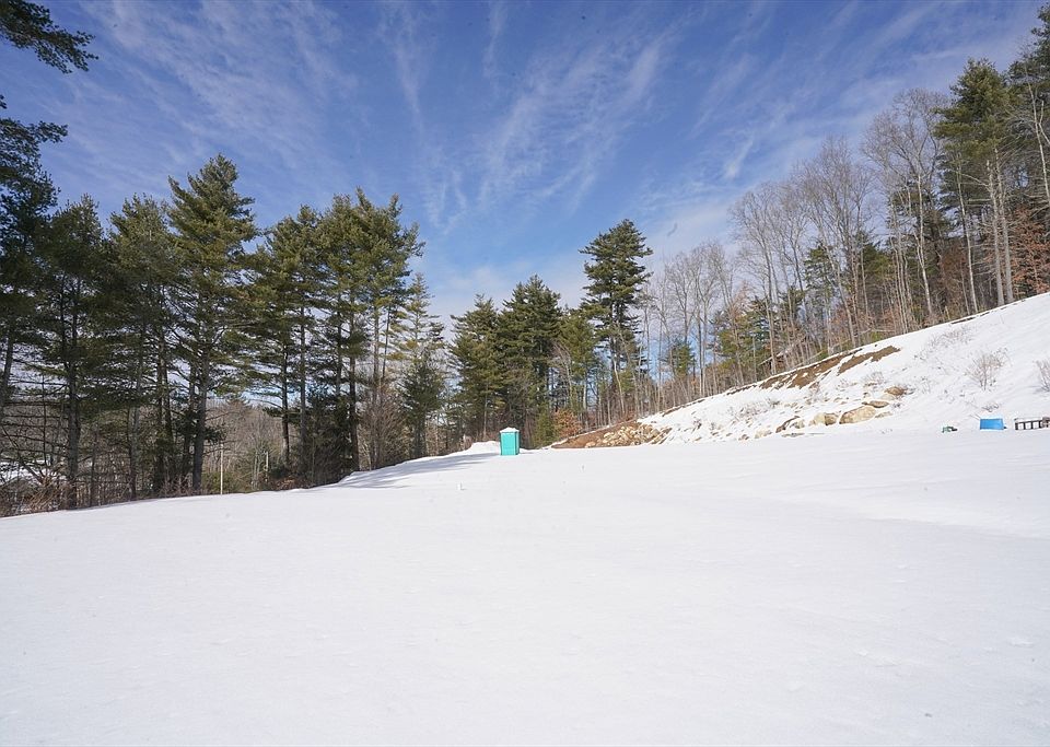 1st image of 160 Fiskdale Rd