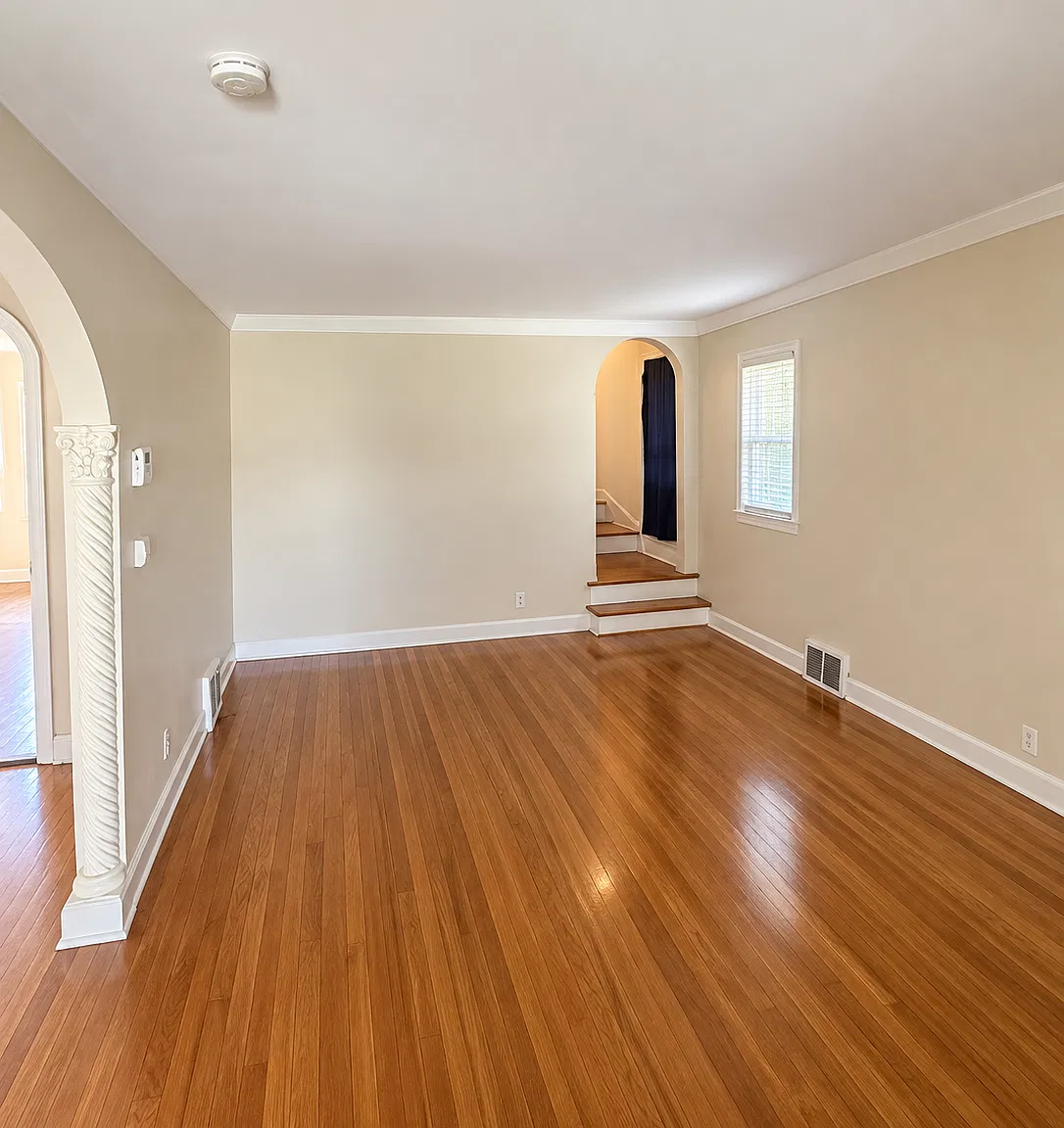 3 bed, 1378 sqft, $1,600 — Photo 1