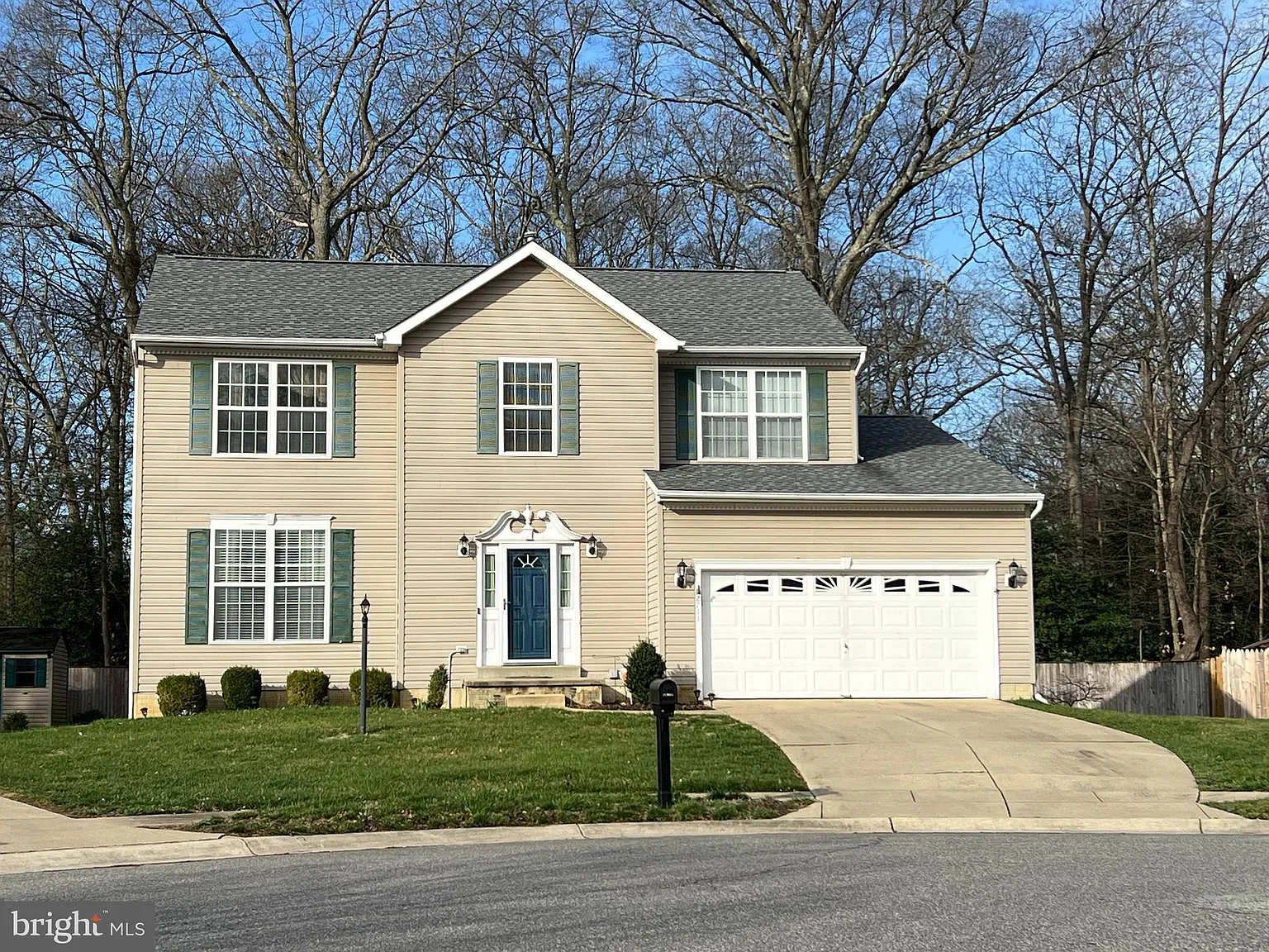 2711 Lois Ct photo 1