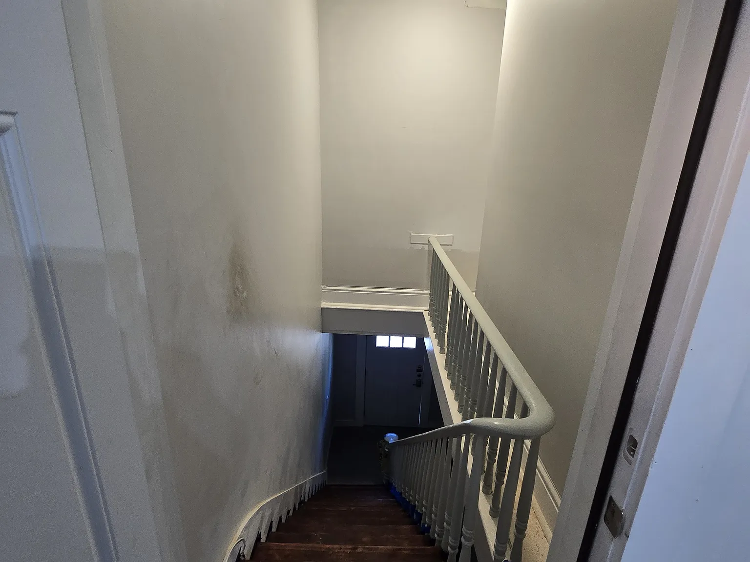 2 bed, 2100 sqft, $1,500 — Photo 3
