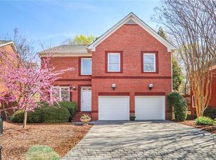 1926 Regency Cove Ct, Chamblee, GA 30341