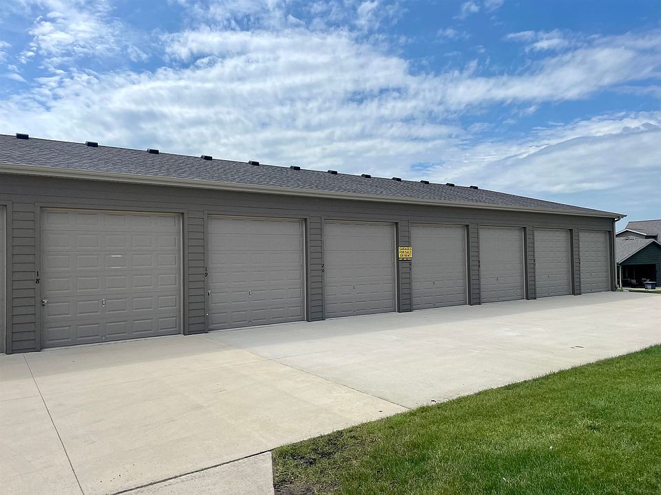 1st image of 269 242nd Ave #20