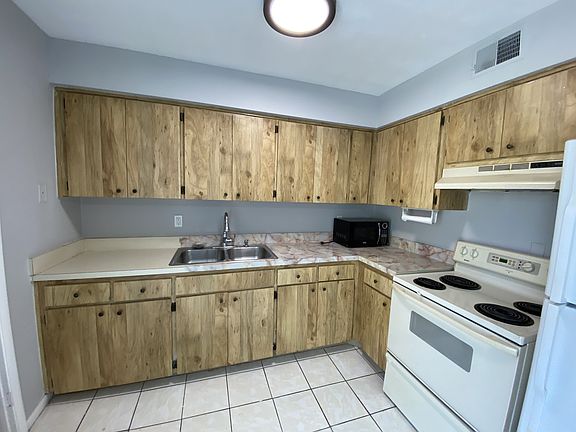 5th image of 4089 76th Ave N #I
