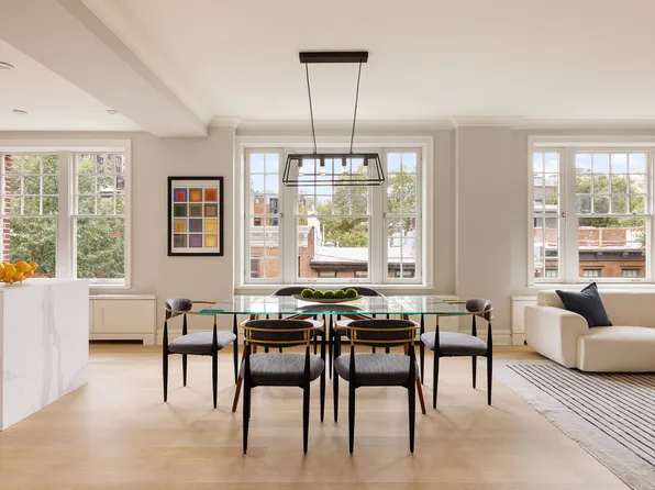 31 West 11th Street image 1 of 15