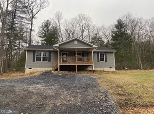 407 Buck Run Ln, Fort Valley, VA 22652