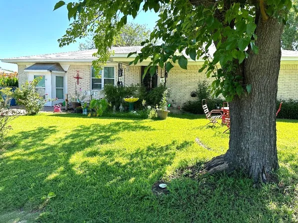 507 S Colorado St, Whitney, TX 76692