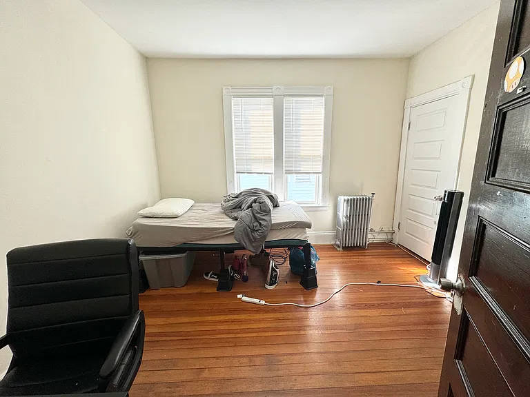 692 Columbia Rd #3L — Photo 7