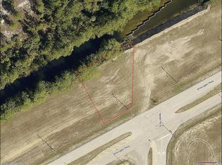 801 Wilmington Pkwy, Cape Coral, FL 33993