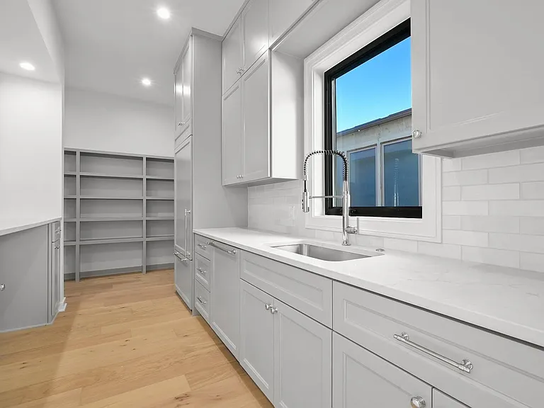 5512 Shoalwood Ave — Photo 14