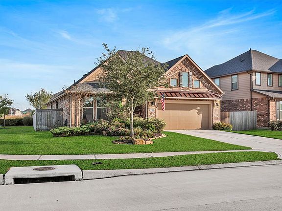 2nd image of 31303 Gulf Cypress Ln