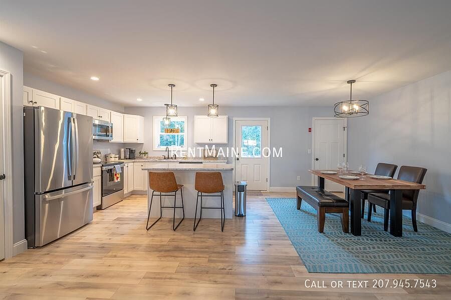 1st image of 21 Wildwood Dr