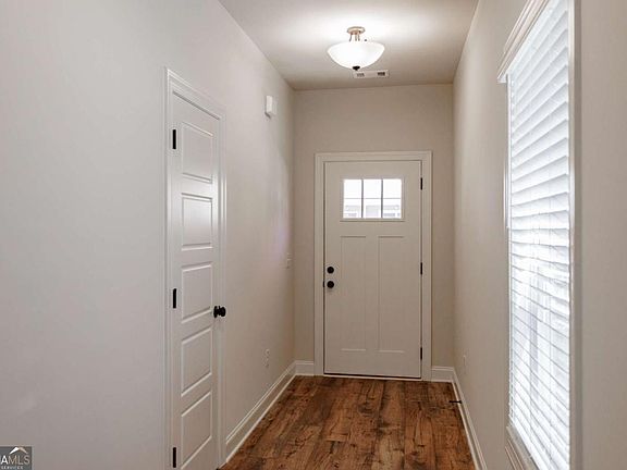 3rd image of 269 Overcup Ct