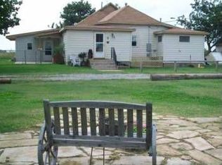 124 W 60th St S, Wellington, KS 67152