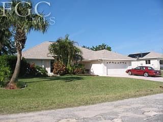 2nd image of 20 NE 12th Ct