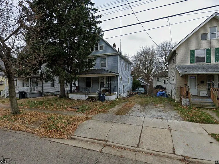 720 Florida Ave — Photo 1