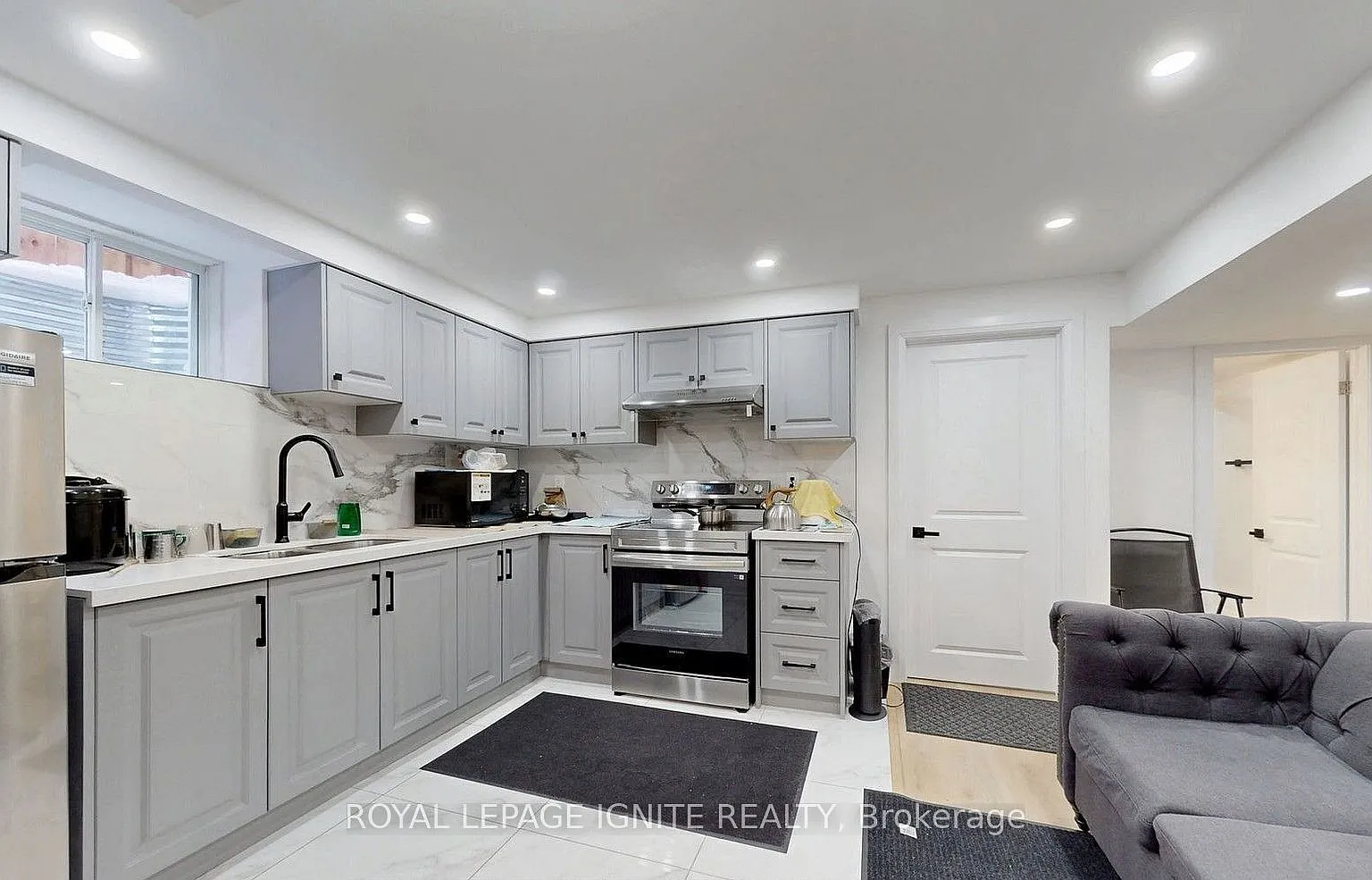 2 bed, $1,650 — Photo 3