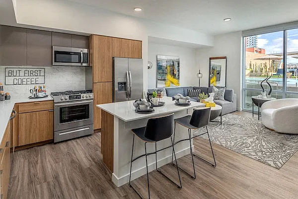 Adeline Luxury Living — Photo 31