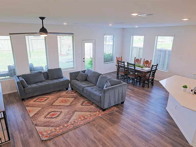 202 Augustine Way — Photo 18
