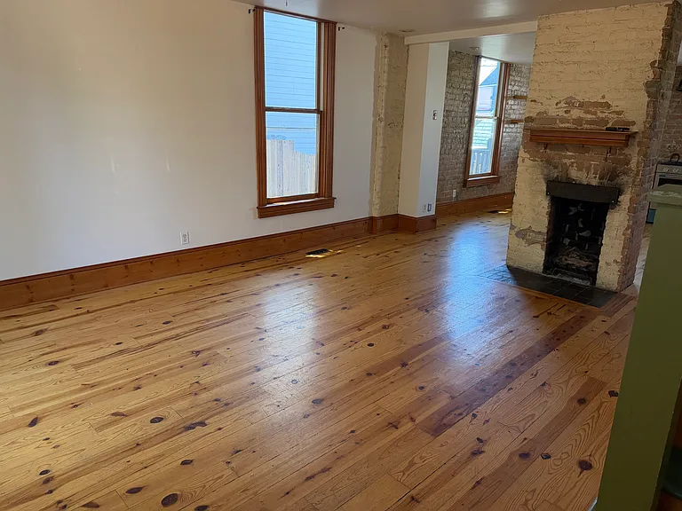 309 N Almond St — Photo 38