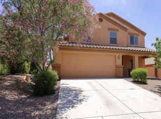 7972 N Jewelflower Dr, Tucson, AZ 85741