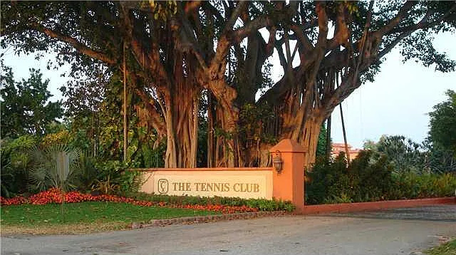 660 Tennis Club Dr #101 — Photo 1